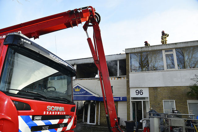 2018/47/20180218-08u49 GB 087 Zeer grote brand Jan van Gentstraat.jpg